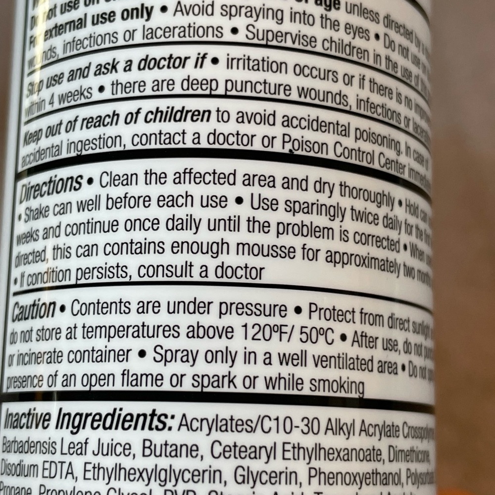 Footlogix Peeling Skin Formula Mousse for Athlete’s Foot - Picture 3 of 4